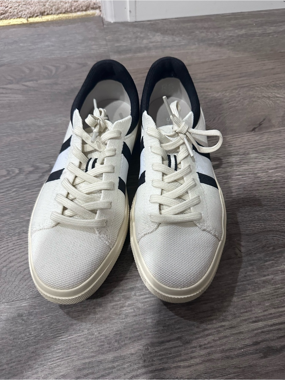 Rothy's RS02 Lace Up Sneakers, size 8.5